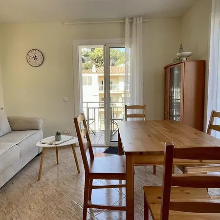 Els Pins 3-g Apartman *